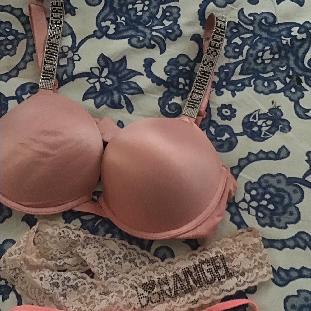 Victoria secret bling bra